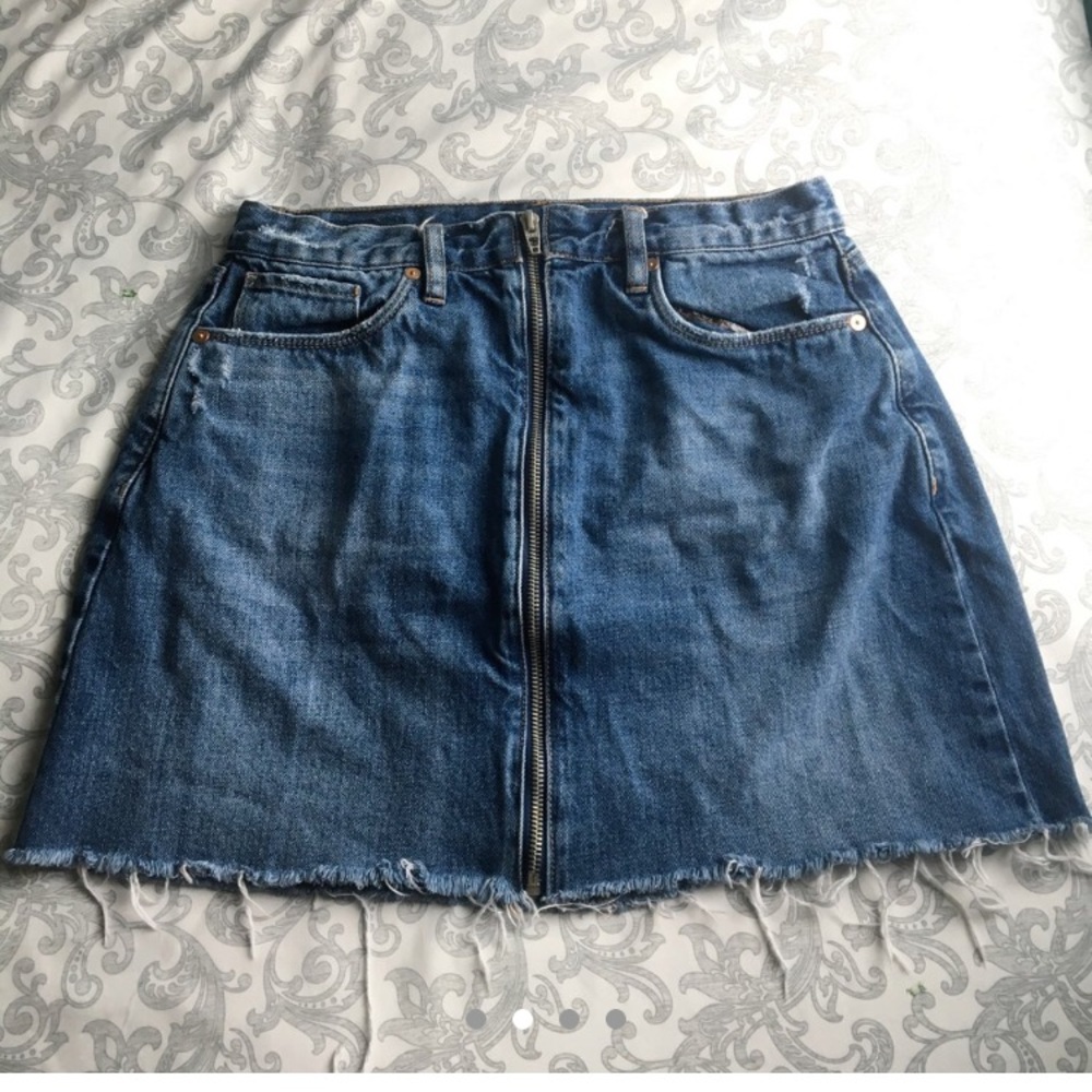 BLANK NYC Zip Front Raw Hem Denim Miniskirt